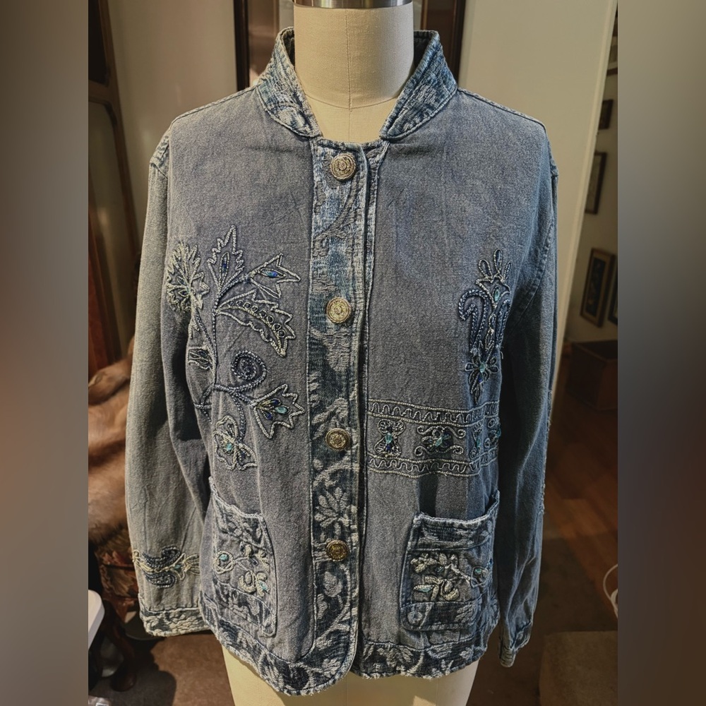 NWT Flashback Embroidered Beaded Denim Jacket Size L 100% Cotton